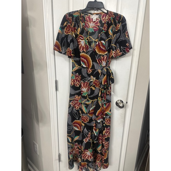 Hand of the Free Dresses & Skirts - Band of the Free Floral Wrap Maxi Dress Black Short Flutter Sleeve Ruffle Hem S